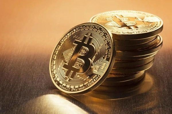 Bitcoin оттолкнулся от дна? Криптовалюта подорожала до 40 000 долларов